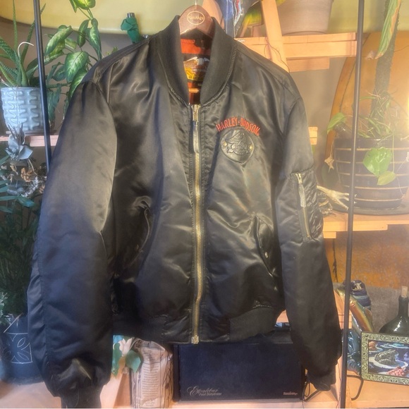 Harley-Davidson Black and Red Bomber Jacket - Picture 8 of 8